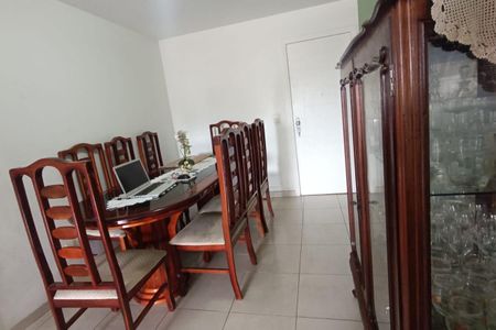 Sala de apartamento para alugar com 3 quartos, 109m² em Jardim Vinte E Cinco de Agosto, Duque de Caxias