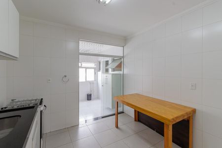 Apartamento para alugar com 100m², 2 quartos e 1 vaga Apartamento para alugar com 100m², 2 quartos e 1 vagaCozinha