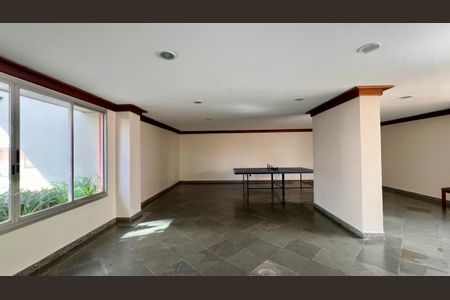 Apartamento à venda com 209m², 4 quartos e 2 vagasSalão de jogos