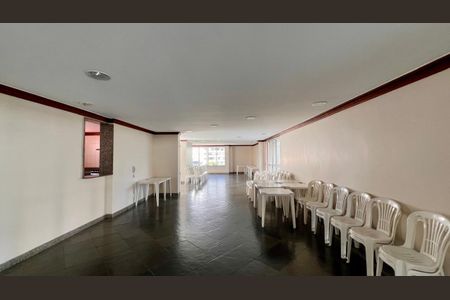 Apartamento à venda com 209m², 4 quartos e 2 vagasÁrea comum - Salão de festas