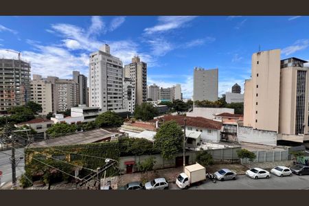 Apartamento à venda com 209m², 4 quartos e 2 vagasvista