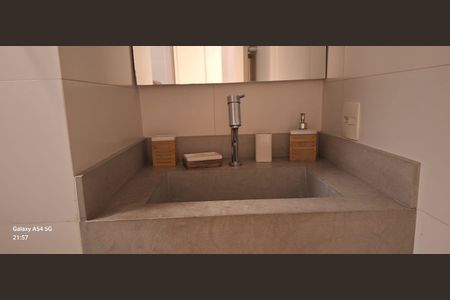 Apartamento à venda com 80m², 2 quartos e 1 vagaÁrea de Serviço
