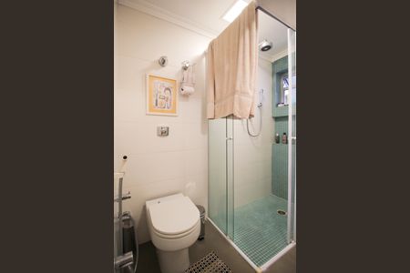 Banheiro de apartamento à venda com 2 quartos, 80m² em Vila Olímpia, São Paulo