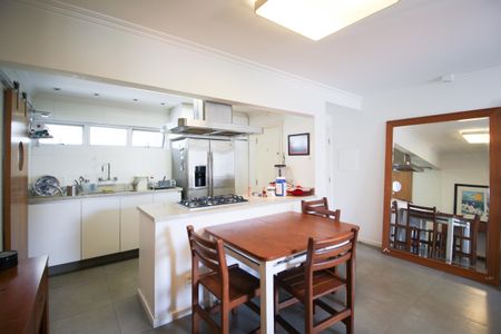 Apartamento à venda com 80m², 2 quartos e 1 vagaCozinha