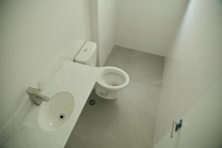 Apartamento à venda com 83m², 2 quartos e 2 vagasBanheiro Social 