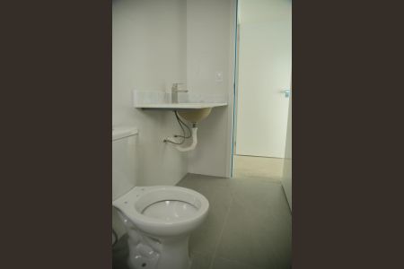 Apartamento à venda com 83m², 2 quartos e 2 vagasSuíte -Banheiro 