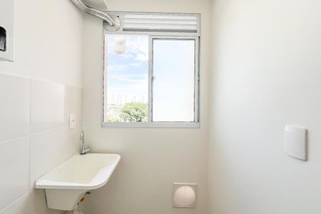 Apartamento para alugar com 38m², 2 quartos e sem vagaÁrea de Serviço