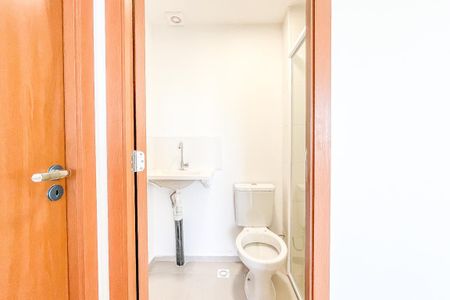 Apartamento para alugar com 38m², 2 quartos e sem vagaBanheiro