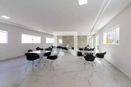 Apartamento para alugar com 38m², 2 quartos e sem vagaÁrea comum - Salão de festas