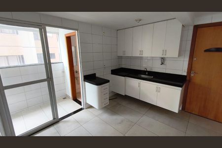 Apartamento para alugar com 110m², 4 quartos e 3 vagas
