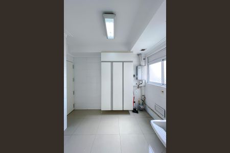 Apartamento para alugar com 146m², 3 quartos e 2 vagasÁrea de Serviço