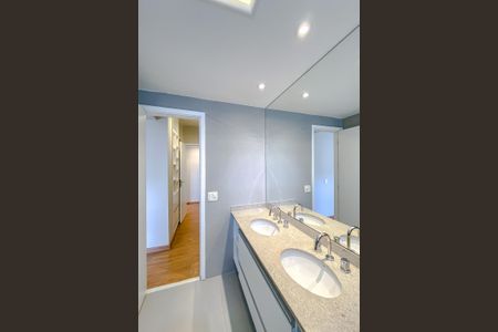 Apartamento para alugar com 146m², 3 quartos e 2 vagasBanheiro da Suíte 3