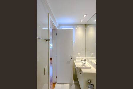 Apartamento para alugar com 146m², 3 quartos e 2 vagasBanheiro da Suíte 2
