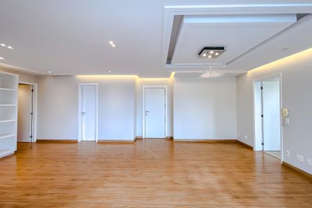 Apartamento para alugar com 146m², 3 quartos e 2 vagasSala