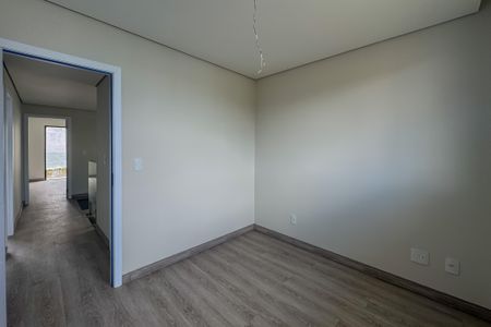 Casa à venda com 129m², 3 quartos e 2 vagasQuarto 3