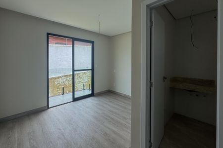 Casa à venda com 129m², 3 quartos e 2 vagasSuíte