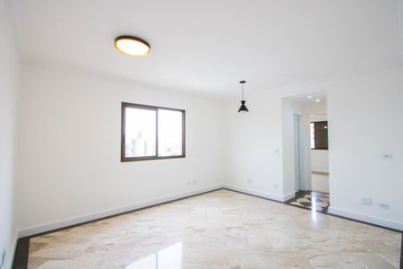 Sala de apartamento para alugar com 2 quartos, 70m² em Vila Valparaíso, Santo André