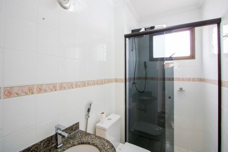 Apartamento para alugar com 70m², 2 quartos e 2 vagasBanheiro social