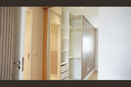 Apartamento à venda com 68m², 2 quartos e 1 vagaCloset do quarto 2