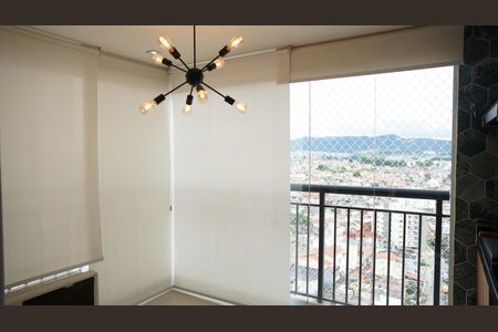 Apartamento à venda com 68m², 2 quartos e 1 vagaSacada