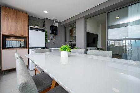 Apartamento à venda com 57m², 2 quartos e 1 vaga