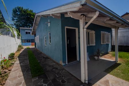 Casa à venda com 300m², 4 quartos e 3 vagas Casa à venda com 300m², 4 quartos e 3 vagasFachada