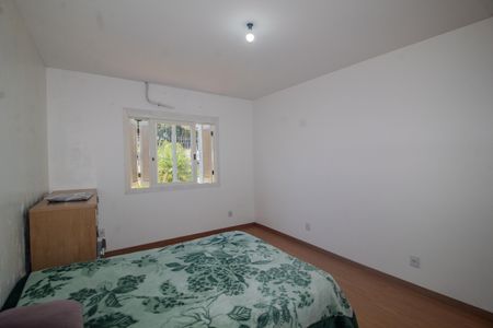 Casa à venda com 300m², 4 quartos e 3 vagas Casa à venda com 300m², 4 quartos e 3 vagasQuarto