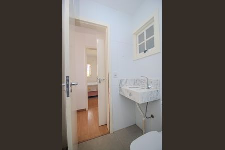 Casa à venda com 300m², 4 quartos e 3 vagas Casa à venda com 300m², 4 quartos e 3 vagasBanheiro 2