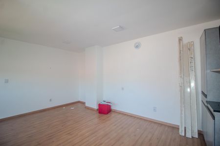 Casa à venda com 300m², 4 quartos e 3 vagas Casa à venda com 300m², 4 quartos e 3 vagasSala 3/Casa 2