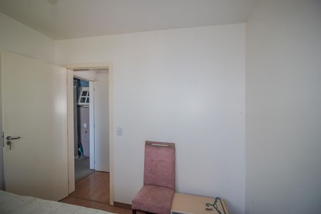 Casa à venda com 300m², 4 quartos e 3 vagas Casa à venda com 300m², 4 quartos e 3 vagasQuarto 2