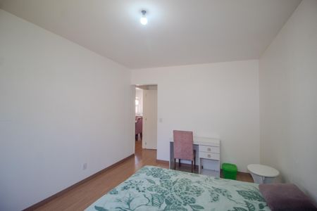 Casa à venda com 300m², 4 quartos e 3 vagas Casa à venda com 300m², 4 quartos e 3 vagasQuarto