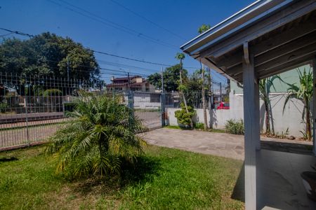 Casa à venda com 300m², 4 quartos e 3 vagas Casa à venda com 300m², 4 quartos e 3 vagasJardim