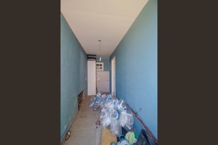 Casa à venda com 300m², 4 quartos e 3 vagas Casa à venda com 300m², 4 quartos e 3 vagasÁrea de Serviço