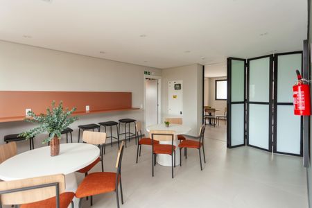 Apartamento à venda com 47m², 2 quartos e 1 vagaÁrea comum - Salão de festas