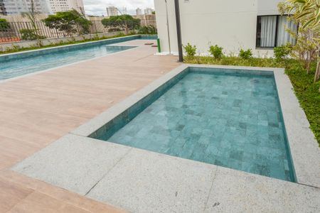 Apartamento à venda com 47m², 2 quartos e 1 vagaÁrea comum - Piscina