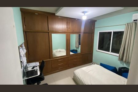 Quarto de casa de condomínio para alugar com 2 quartos, 70m² em Inoa , Maricá