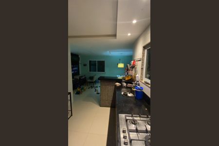 Casa de condomínio para alugar com 70m², 2 quartos e 2 vagasCozinha