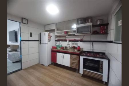 Cozinha de apartamento para alugar com 2 quartos, 60m² em Itaipuaçu, Maricá