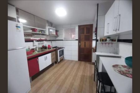 Cozinha de apartamento para alugar com 2 quartos, 60m² em Itaipuaçu, Maricá