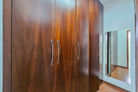 Apartamento à venda com 180m², 4 quartos e 2 vagasCloset da suíte