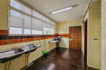 Apartamento à venda com 180m², 4 quartos e 2 vagasÁrea de Serviço