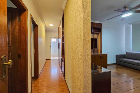 Corredor de apartamento à venda com 4 quartos, 180m² em Santo Agostinho, Belo Horizonte