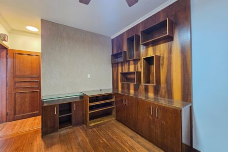 Sala de TV de apartamento à venda com 4 quartos, 180m² em Santo Agostinho, Belo Horizonte