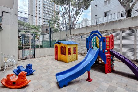 Apartamento para alugar com 88m², 3 quartos e 1 vaga Apartamento para alugar com 88m², 3 quartos e 1 vagaÁrea comum - Playground