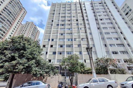 Apartamento para alugar com 88m², 3 quartos e 1 vaga Apartamento para alugar com 88m², 3 quartos e 1 vagaFachada - Plaquinha