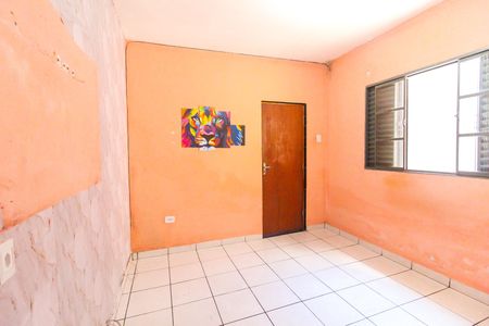 Quarto de casa para alugar com 1 quarto, 60m² em Vila Carmosina, São Paulo