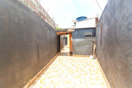 Casa para alugar com 60m², 1 quarto e sem vagaQuintal