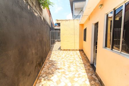 Casa para alugar com 60m², 1 quarto e sem vagaQuintal