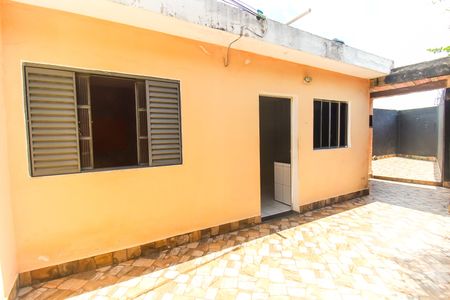 Casa para alugar com 60m², 1 quarto e sem vagaQuintal