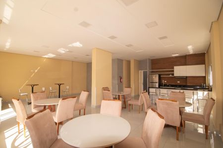 Apartamento para alugar com 31m², 1 quarto e sem vagaÁrea comum - Salão de festas